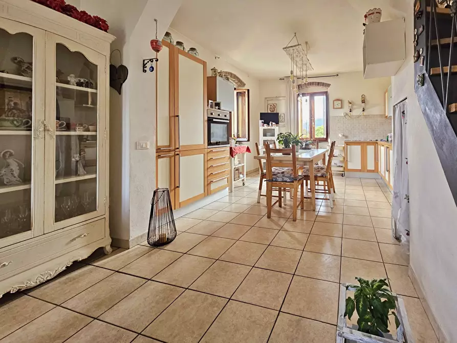 Immagine 7 di Trilocale in vendita  in Via della Crociata 8 a Sarzana