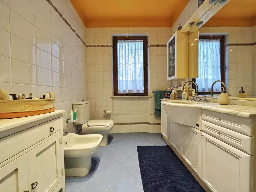 Immagine 35 di Villetta a schiera in vendita  in Via Fonda 11 a Fosdinovo