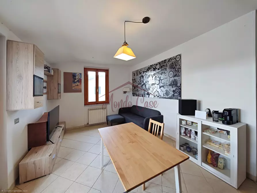 Immagine 3 di Trilocale in vendita  in Via Nave 83 a Sarzana
