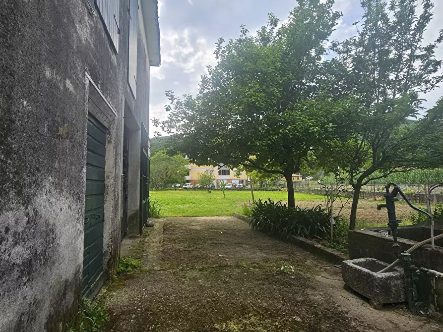 Immagine 10 di Rustico / casale in vendita  in Via Arena 12 a Ameglia