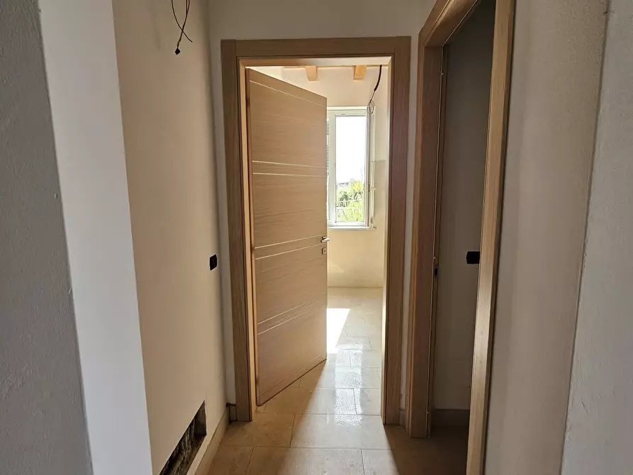 Immagine 21 di Quadrilocale in vendita  in Via Cisa 95 a Sarzana