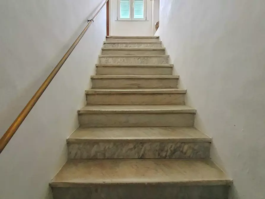 Immagine 3 di Porzione di casa in vendita  in Via Montecavallo a Sarzana