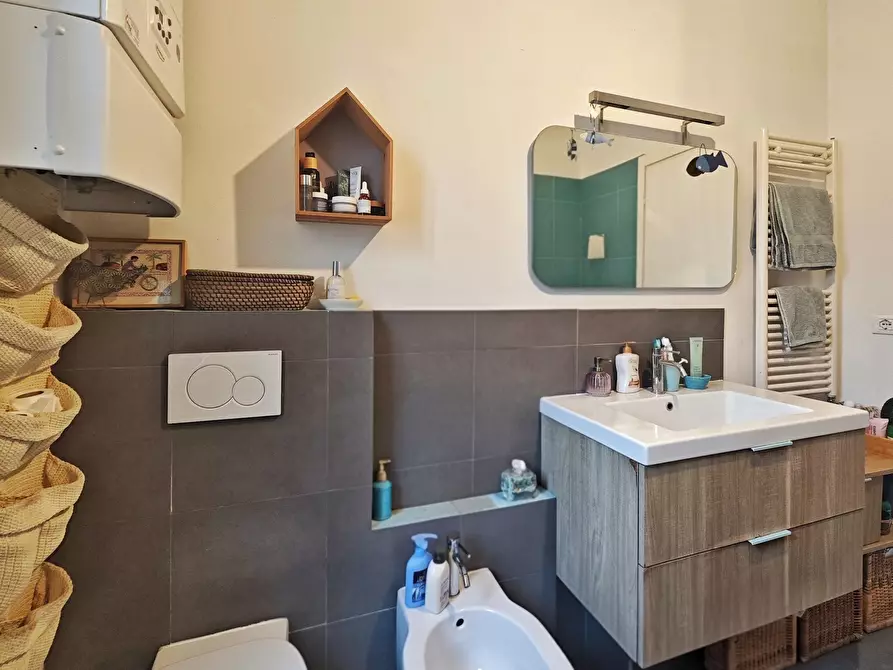 Immagine 48 di Pentalocale in vendita  in Via Salicello 153 a Castelnuovo Magra