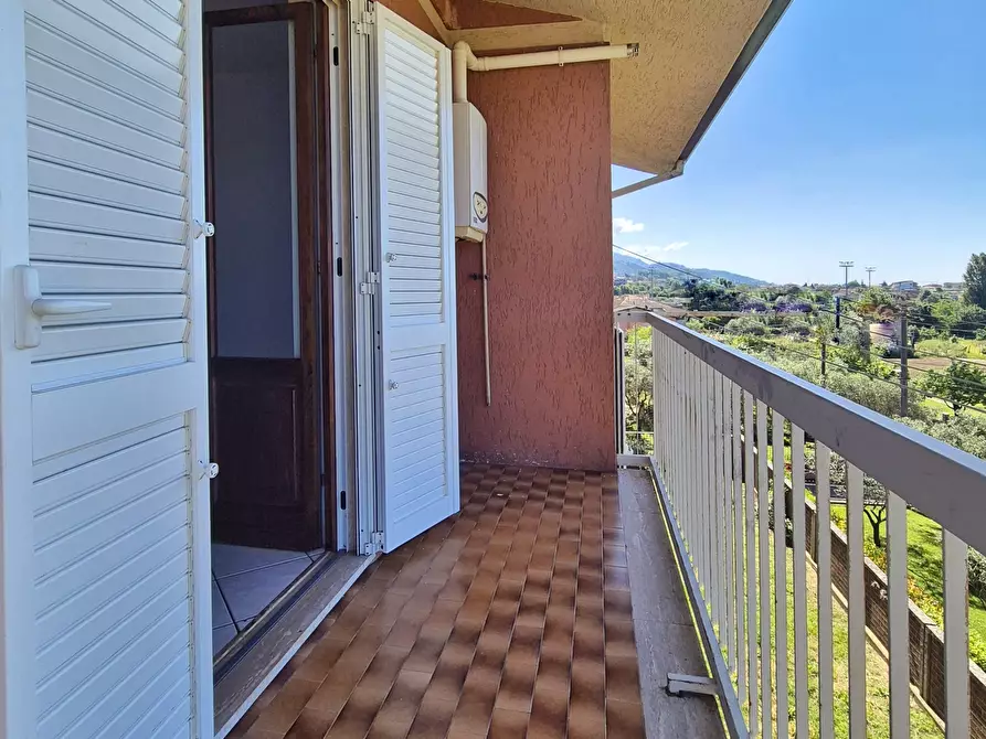 Immagine 27 di Trilocale in vendita  in Via Canale 106 a Castelnuovo Magra