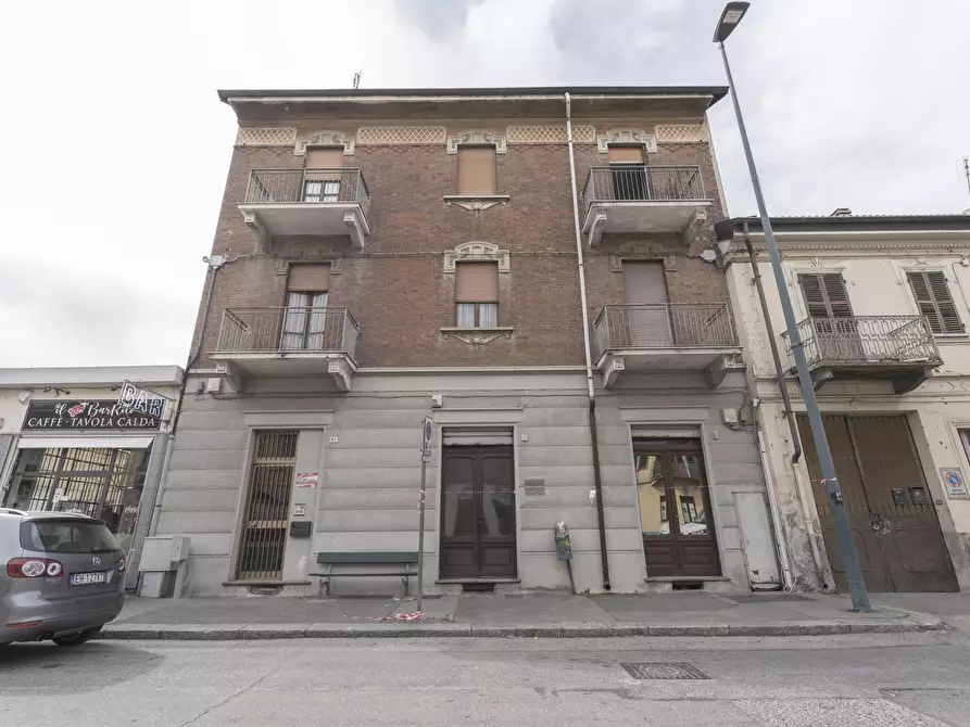 Immagine 1 di Ufficio in vendita  in Strada di Settimo 81 a Torino