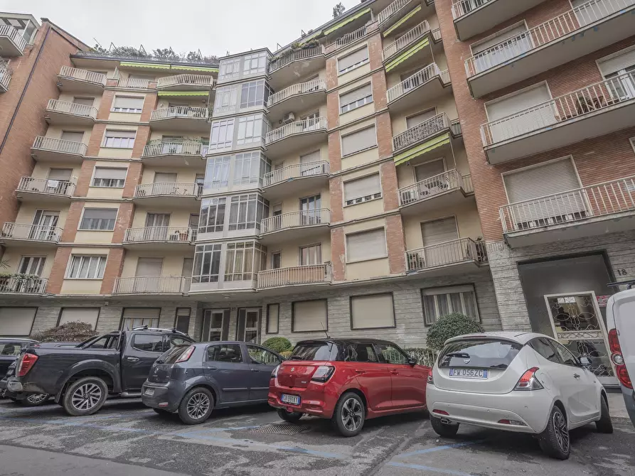 Immagine 1 di Trilocale in vendita  in Via Federico Paolini 18 a Torino