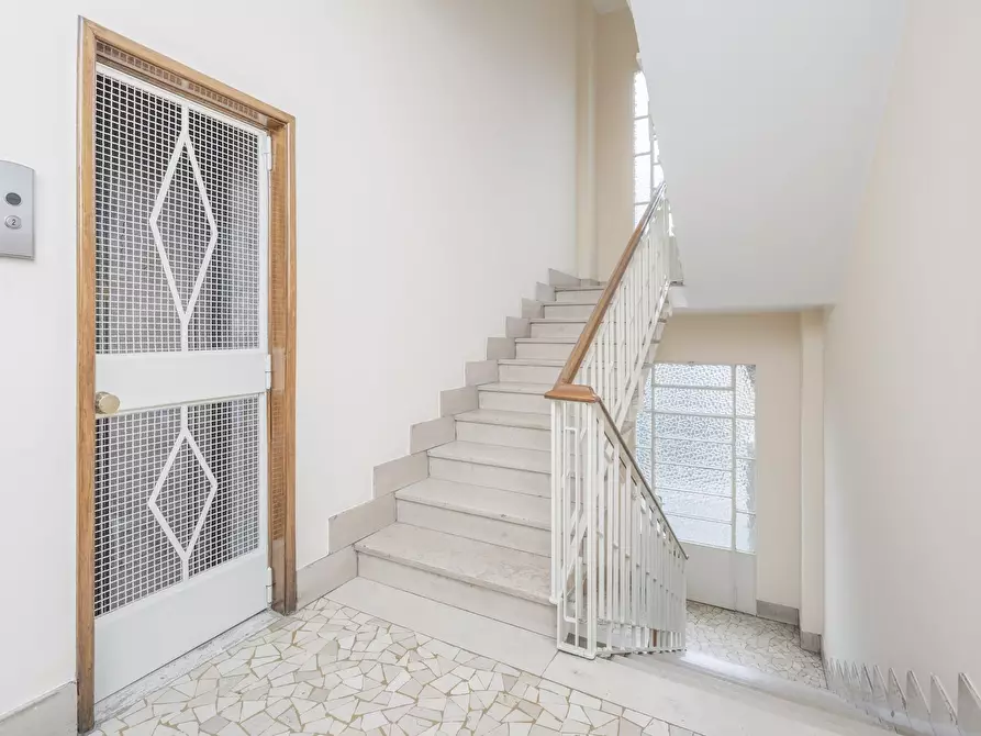 Immagine 3 di Trilocale in vendita  in Largo Borgaro 42 a Torino