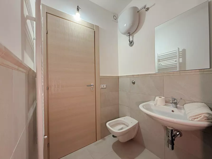 Immagine 21 di Bilocale in vendita  in Vico I Ospizio a Castelmezzano