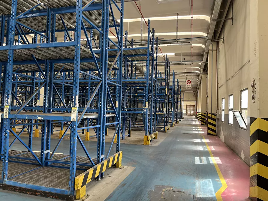 Immagine 16 di Attività artigianale in affitto  in Zona Industriale si San Nicola a Melfi