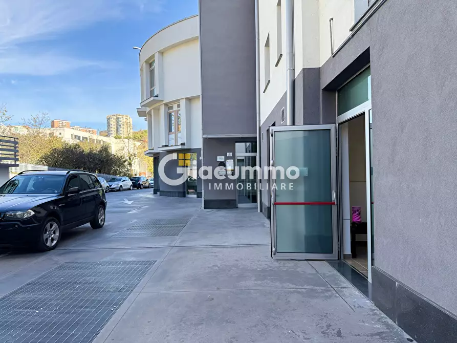 Immagine 39 di Locale commerciale in vendita  in Via Isca del Pioppo 92 a Potenza