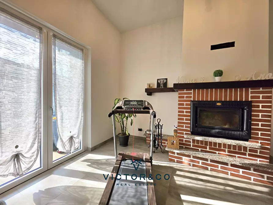 Immagine 14 di Villa in vendita  in Via Sempione sn a Marano Ticino