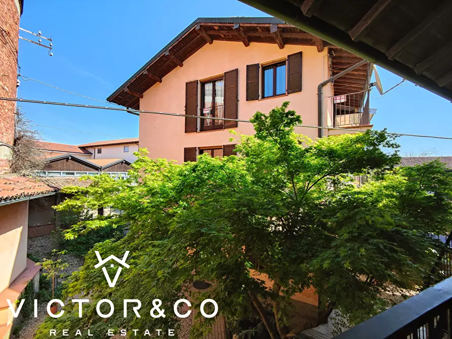Immagine 1 di Villa in vendita  in Via del Basso snc a Romentino