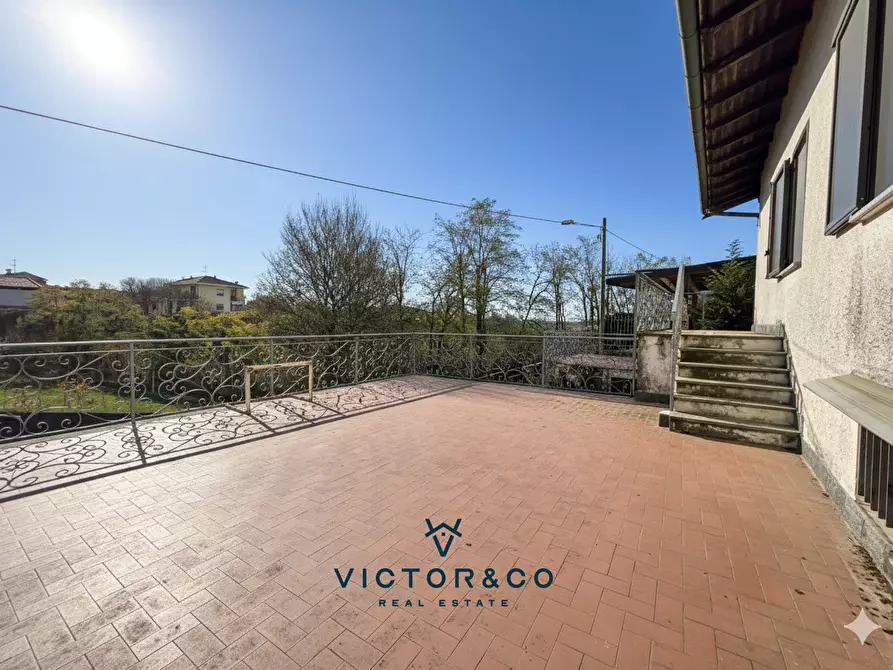 Immagine 47 di Villa in vendita  in Via Sempione sn a Marano Ticino