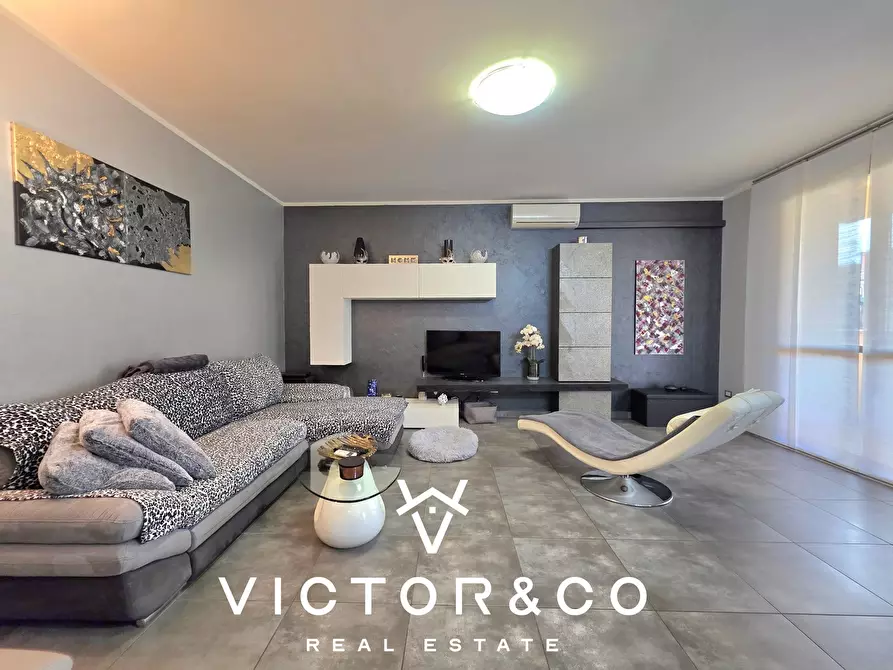 Immagine 1 di Bilocale in vendita  in Via Valsesia 16 a Novara