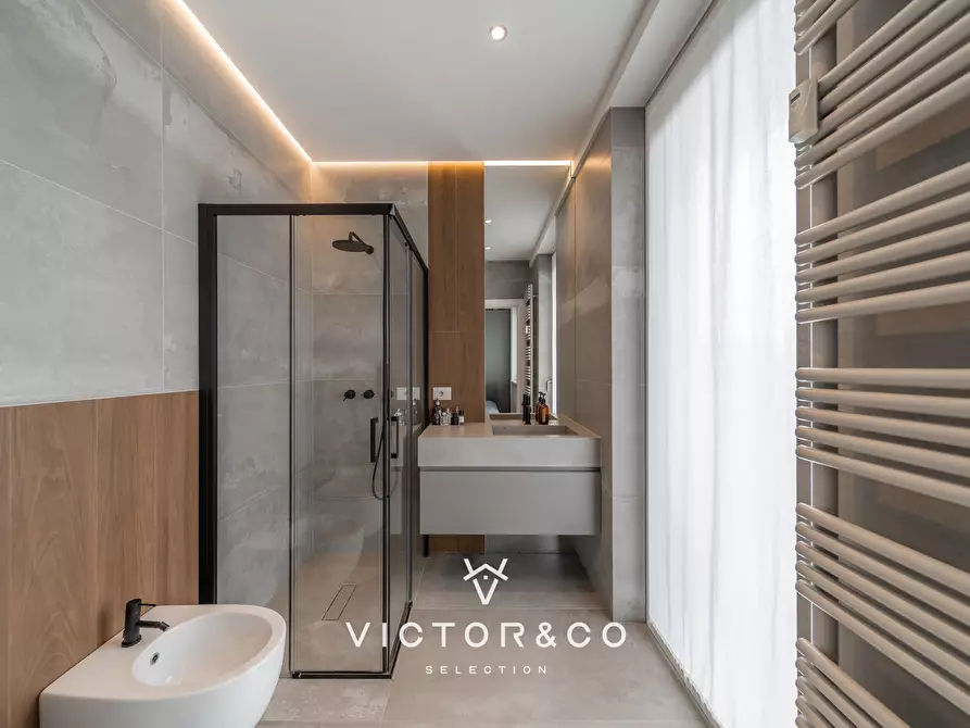 Immagine 18 di Attico in vendita  a Novara