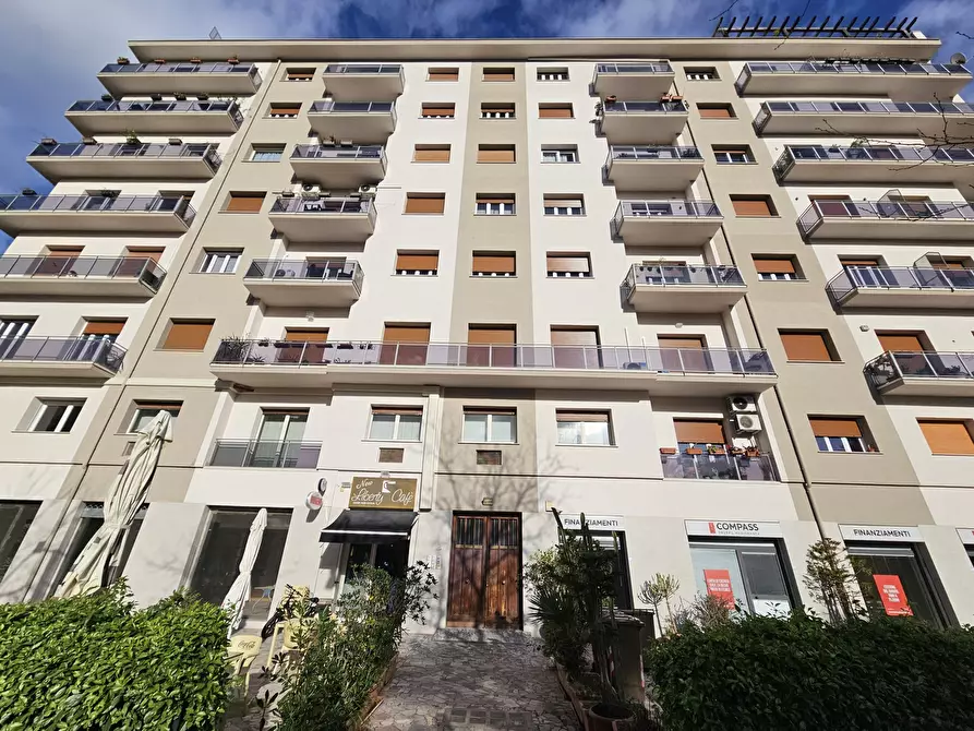 Immagine 18 di Trilocale in affitto  a Palermo