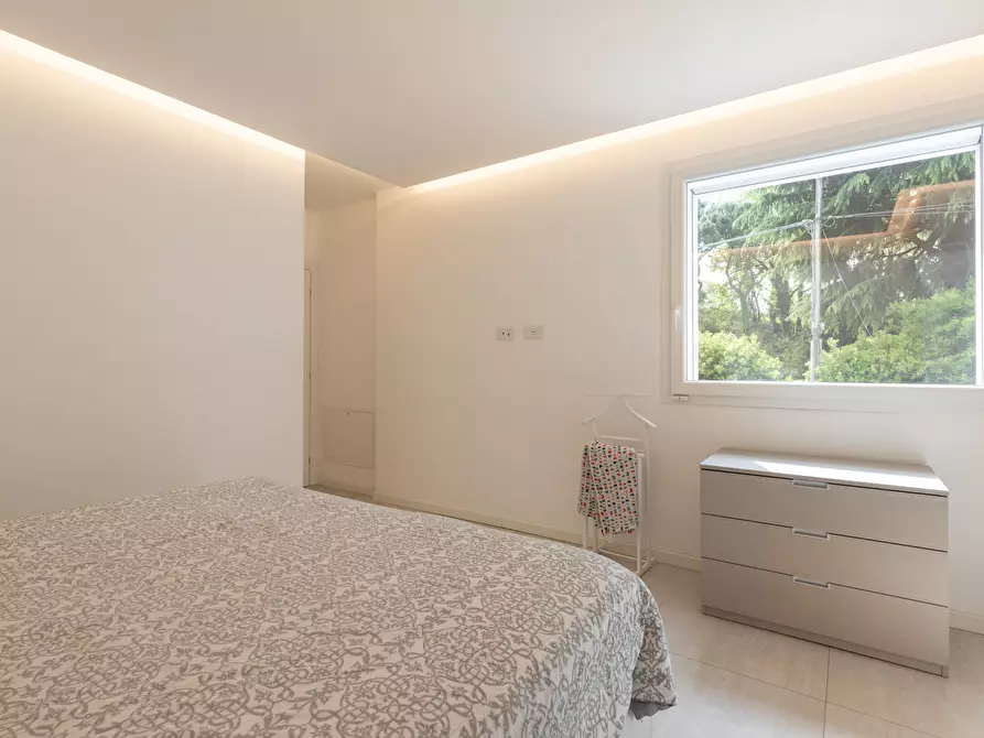 Immagine 20 di Villa in vendita  in Via Bruno Buozzi 16 a Sovico