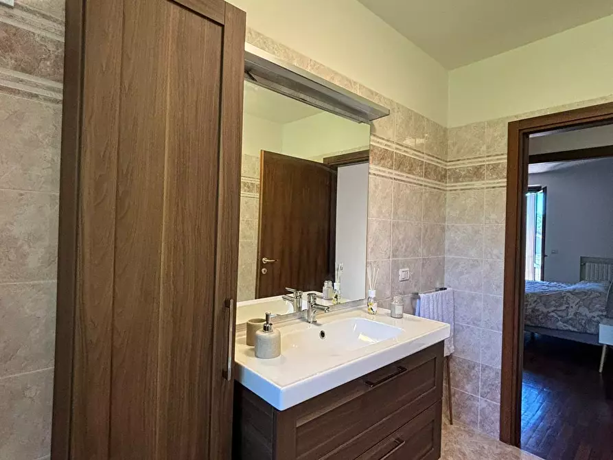 Immagine 32 di Villetta a schiera in vendita  a Fornovo Di Taro