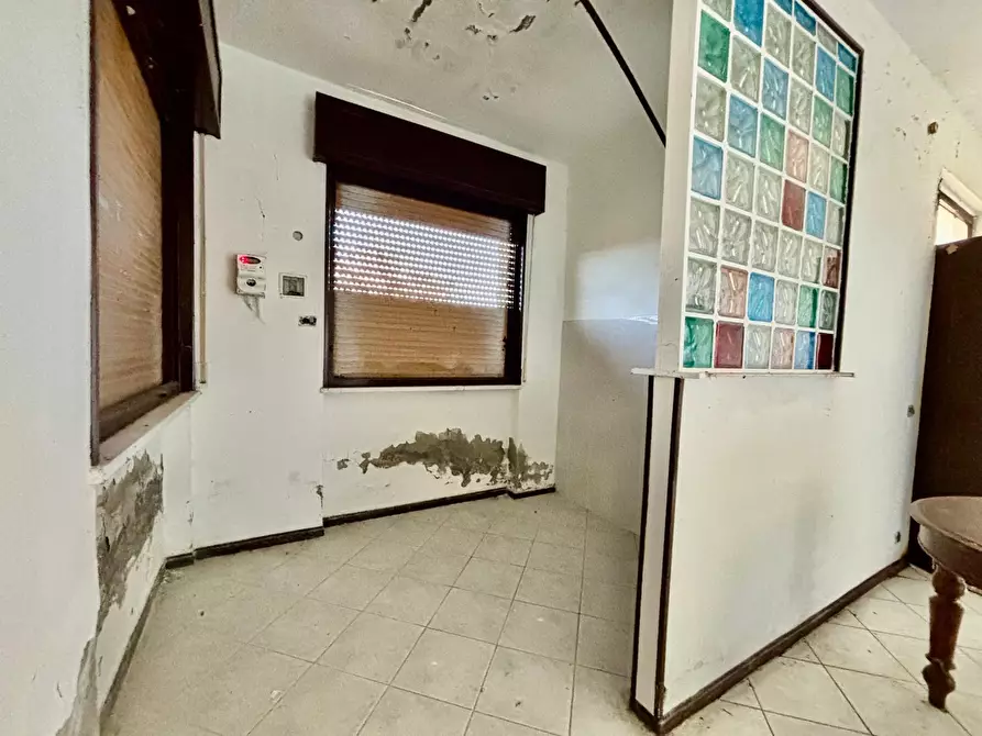 Immagine 6 di Villa in vendita  a Pellegrino Parmense