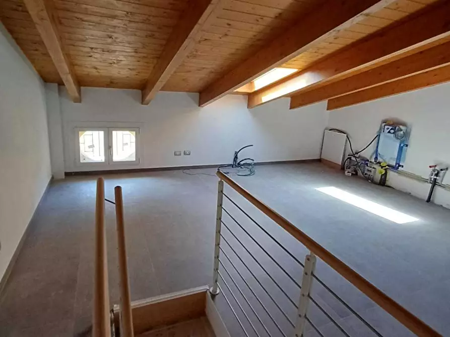 Immagine 31 di Trilocale in vendita  a Medesano