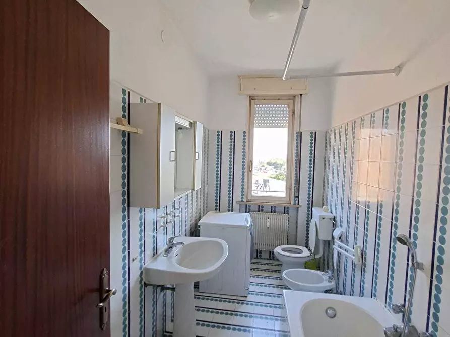 Immagine 39 di Trilocale in vendita  a Medesano