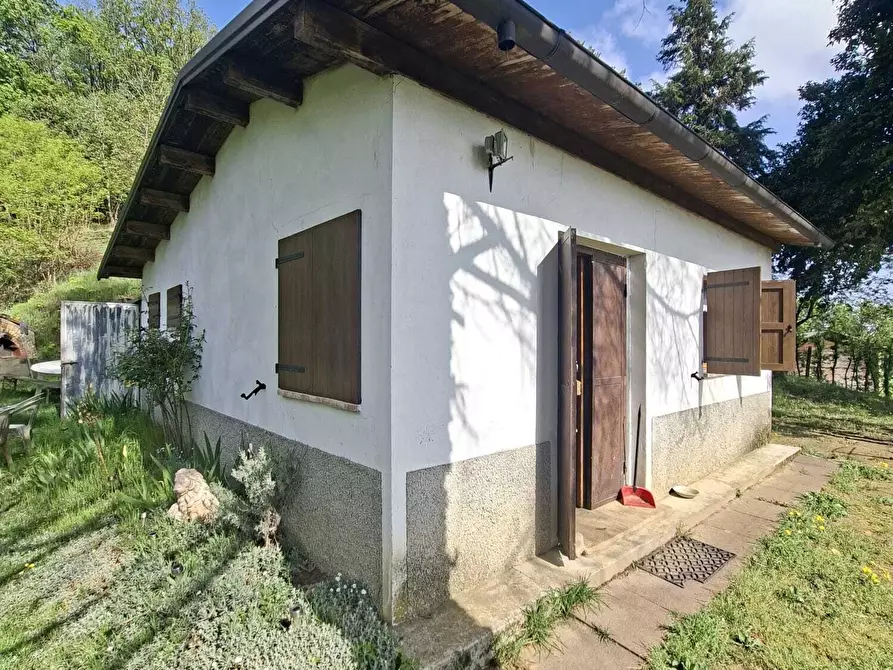 Immagine 1 di Casa indipendente in vendita  a Medesano