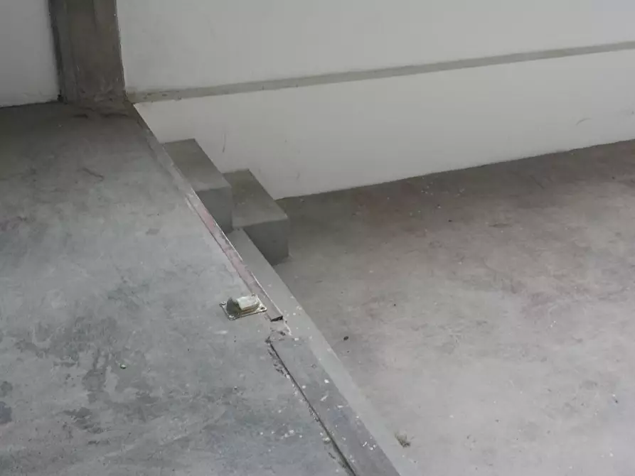 Immagine 22 di Attività artigianale in affitto  a Collecchio