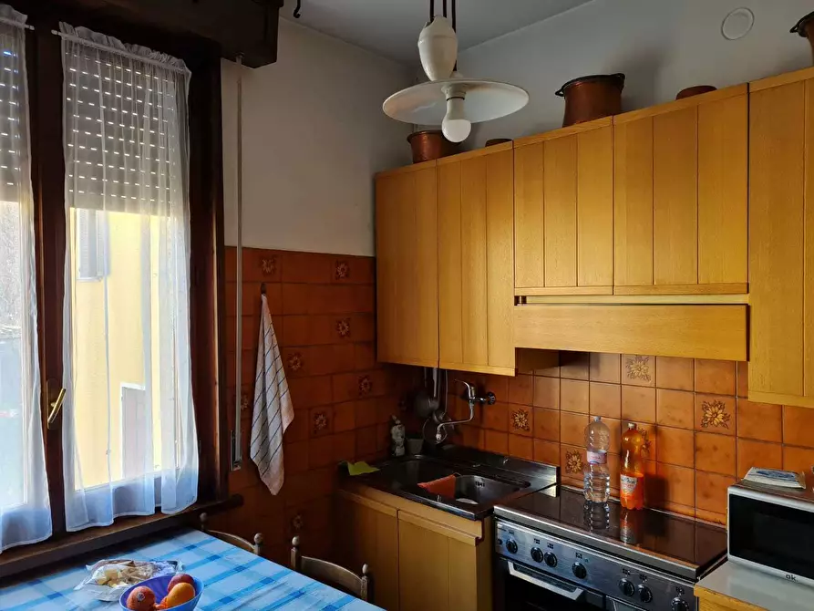 Immagine 12 di Casa bifamiliare in vendita  a Fornovo Di Taro