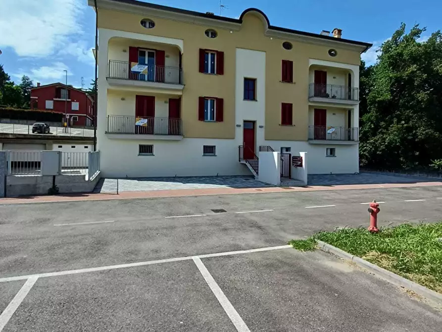 Immagine 2 di Trilocale in vendita  a Medesano