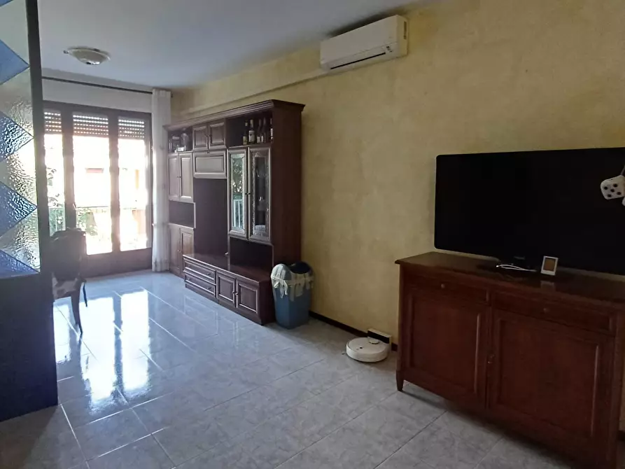 Immagine 15 di Trilocale in vendita  a Medesano