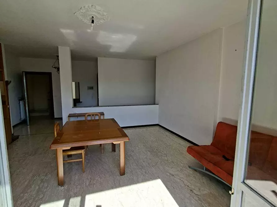 Immagine 17 di Trilocale in vendita  a Medesano