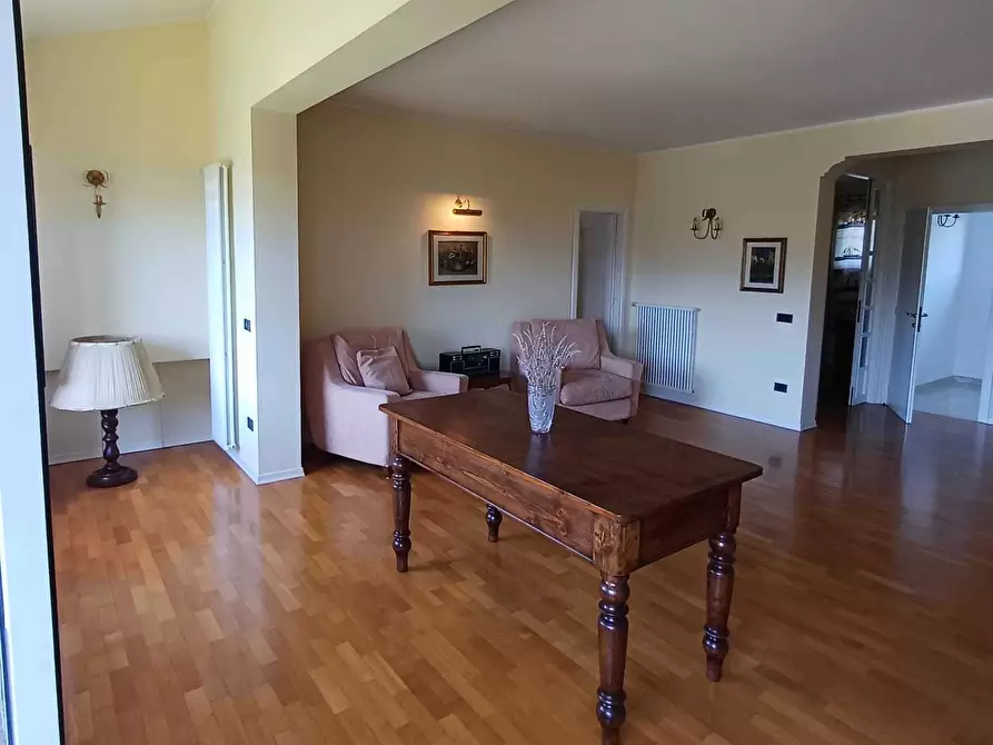 Immagine 14 di Casa bifamiliare in vendita  a Varano De' Melegari