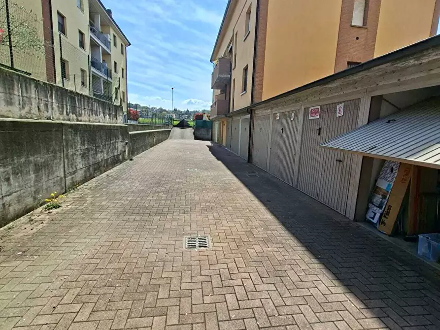 Immagine 26 di Bilocale in vendita  a Lesignano De' Bagni