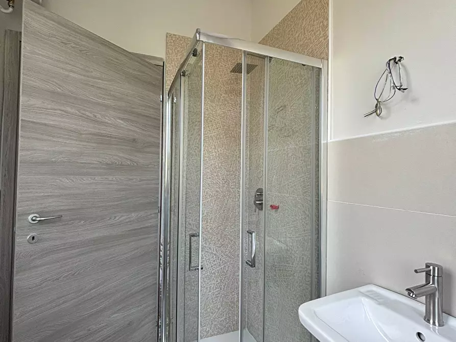 Immagine 8 di Bilocale in affitto  a Medesano