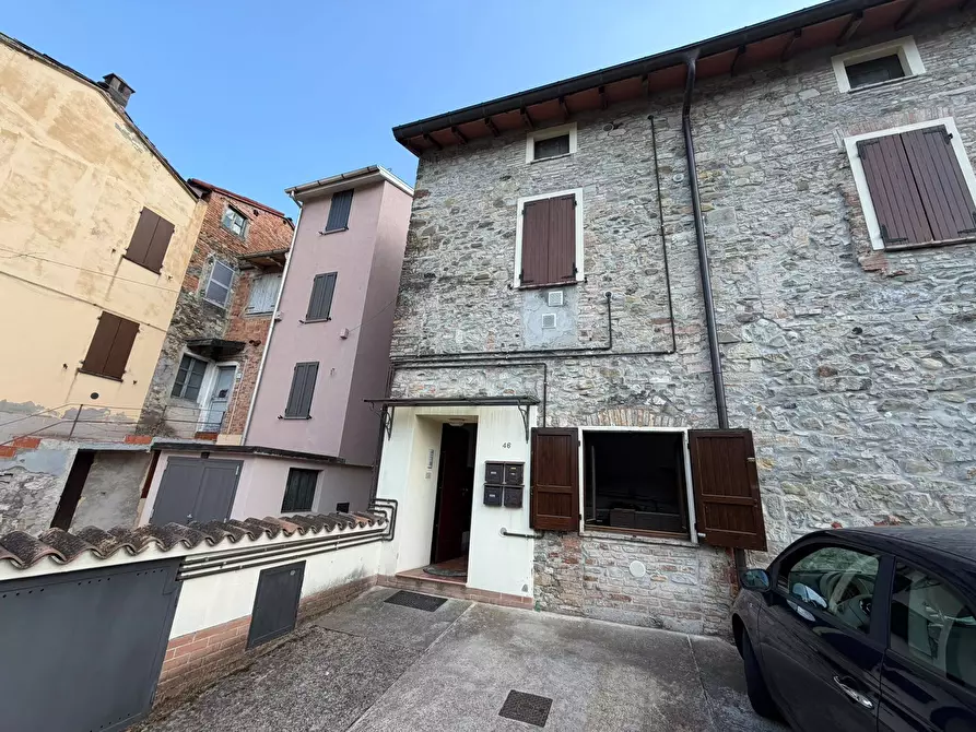 Immagine 2 di Appartamento in vendita  a Medesano