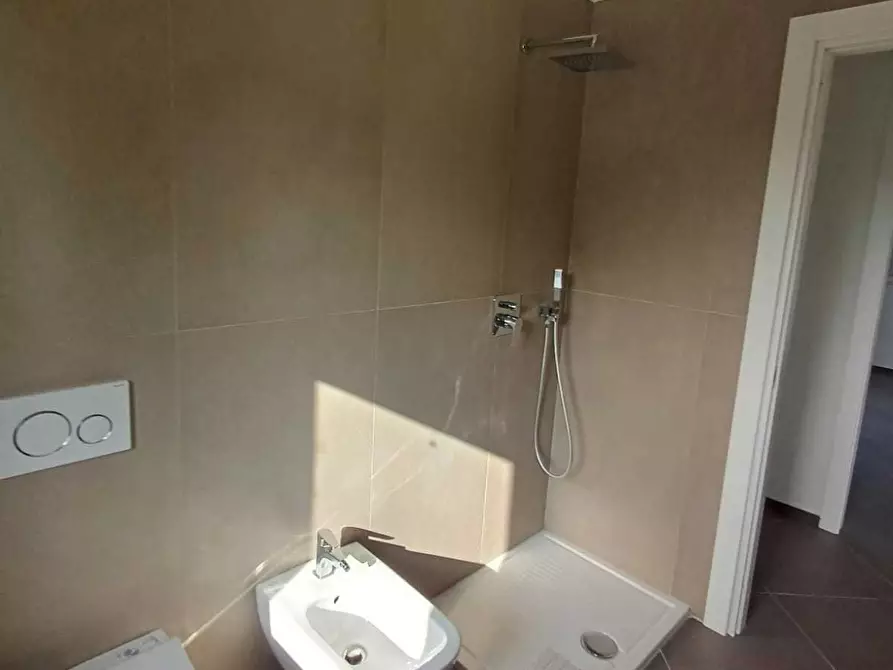 Immagine 45 di Bilocale in vendita  a Montechiarugolo