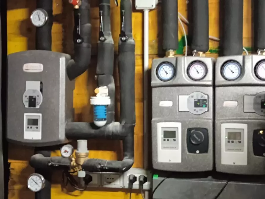 Immagine 38 di Terratetto in vendita  in Strada Per Piazza-Sivizzano a Fornovo Di Taro