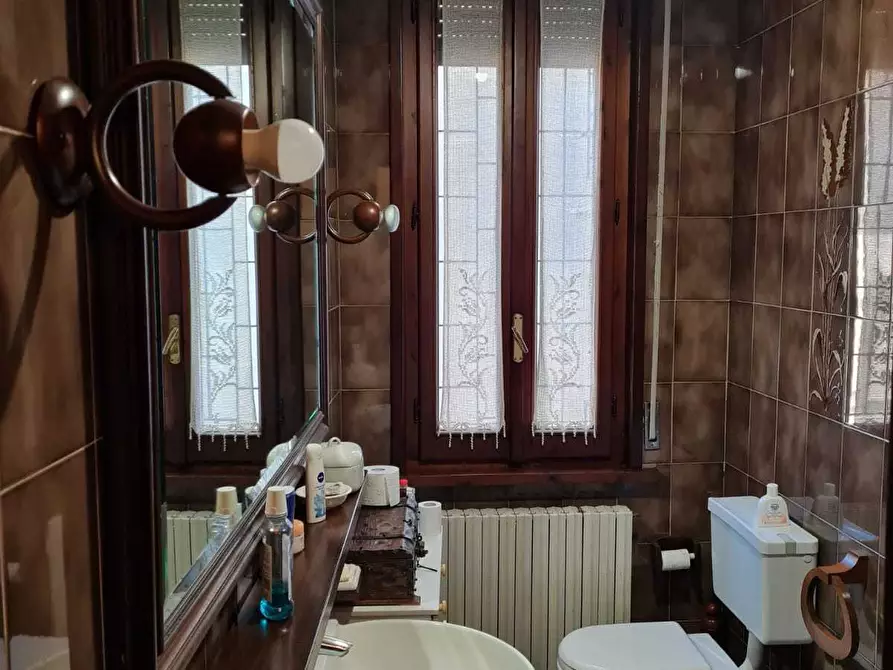 Immagine 7 di Quadrilocale in vendita  a Fornovo Di Taro