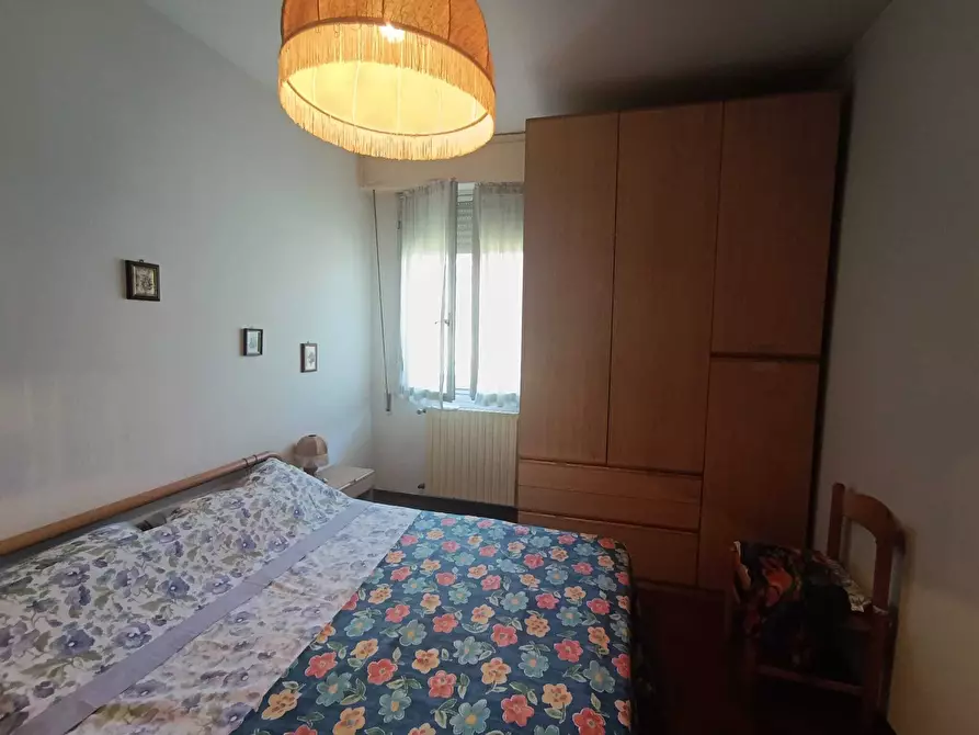 Immagine 5 di Bilocale in affitto  a Massa