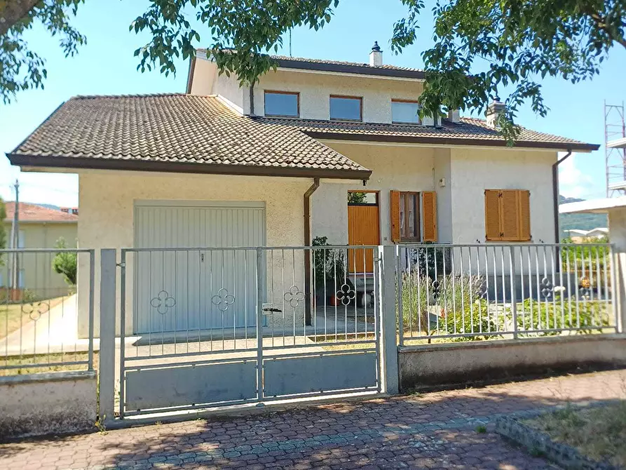 Immagine 82 di Casa bifamiliare in vendita  a Varano De' Melegari