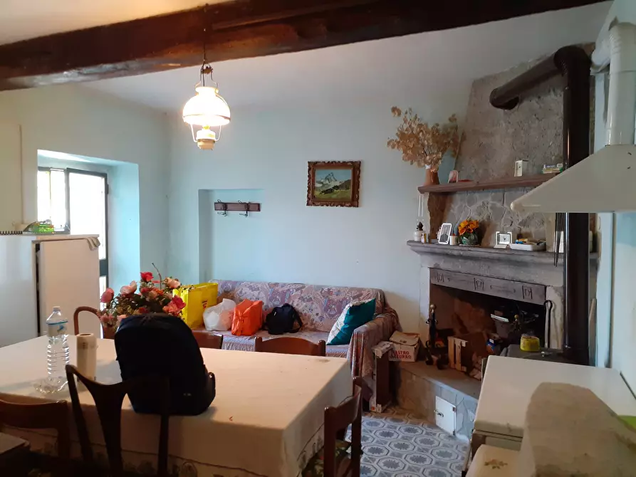 Immagine 8 di Terratetto in vendita  a Terenzo