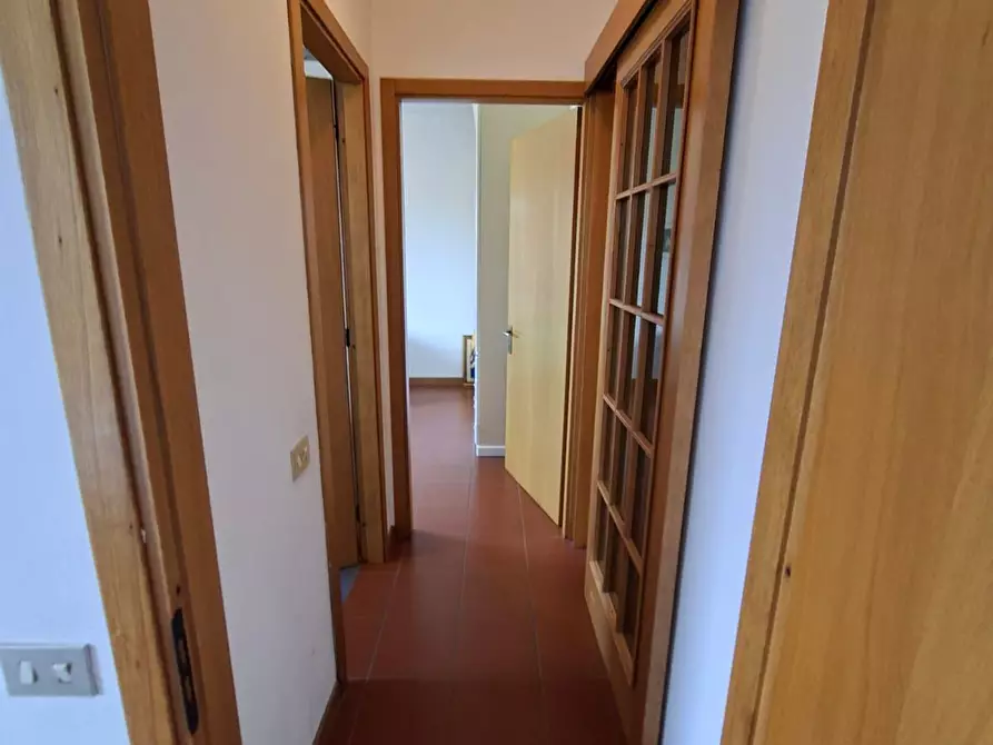 Immagine 35 di Quadrilocale in vendita  a Massa