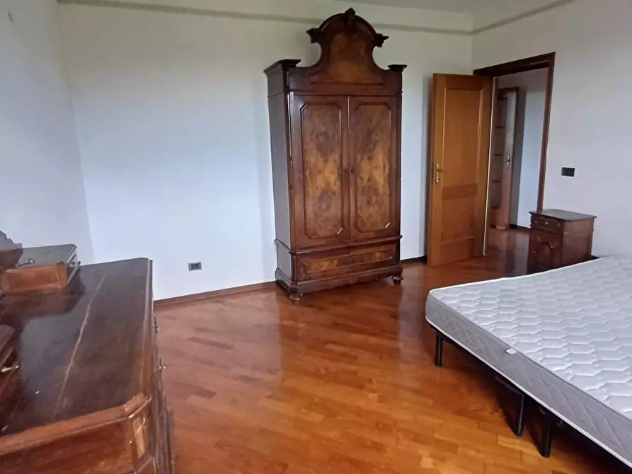 Immagine 27 di Trilocale in vendita  a Fornovo Di Taro