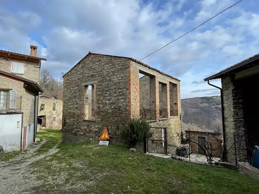 Immagine 26 di Trilocale in affitto  a Solignano