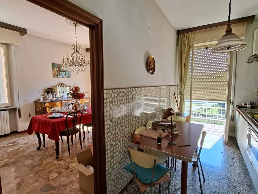 Immagine 9 di Trilocale in vendita  a Medesano