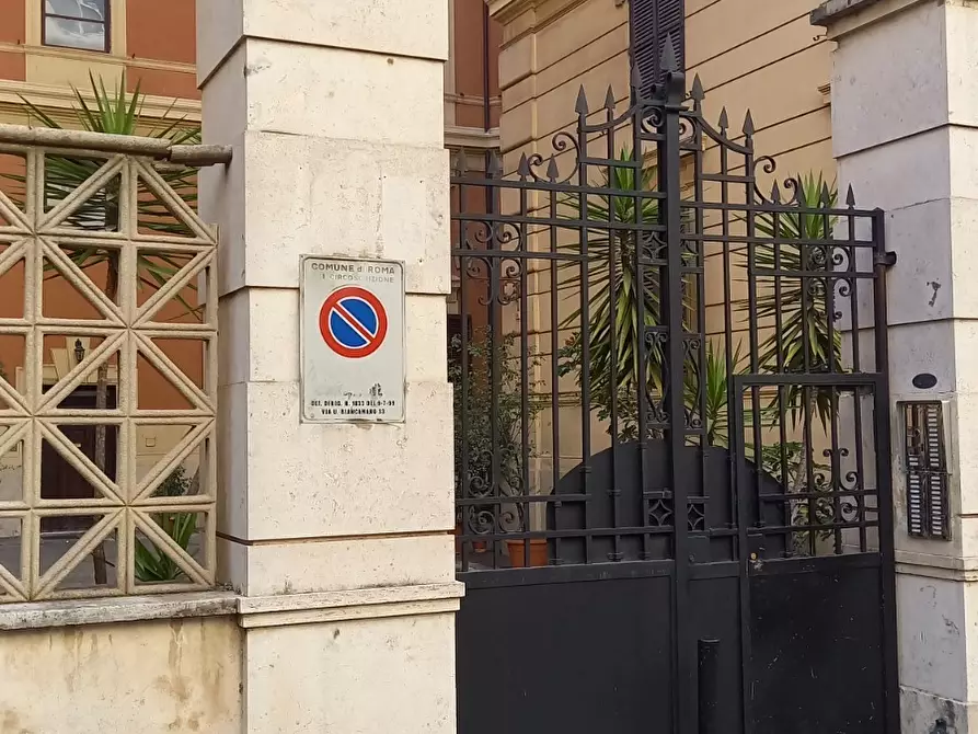 Immagine 10 di Bilocale in affitto  in Via Umberto Biancamano 33 a Roma