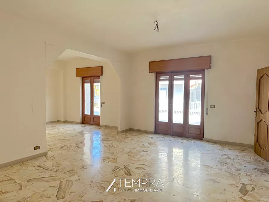 Immagine 8 di Casa indipendente in vendita  in VIA ALBERT EINSTEIN 9 a Adrano