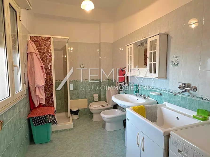 Immagine 40 di Casa indipendente in vendita  a Adrano