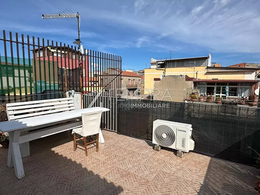 Immagine 29 di Casa indipendente in vendita  a Adrano