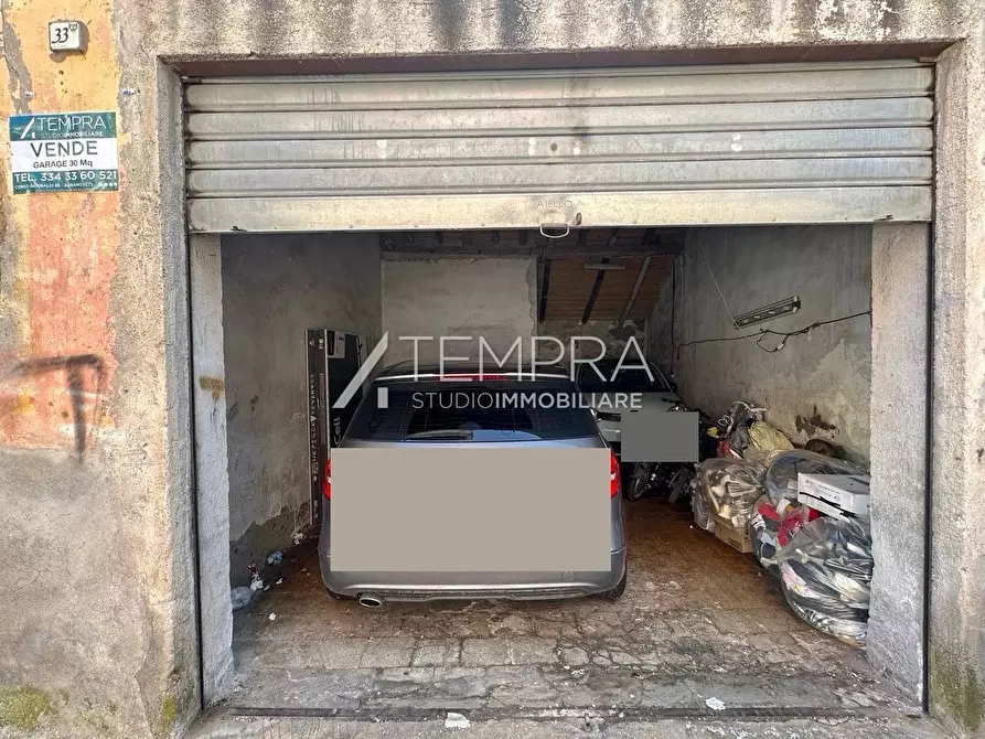 Immagine 4 di Garage in vendita  a Adrano